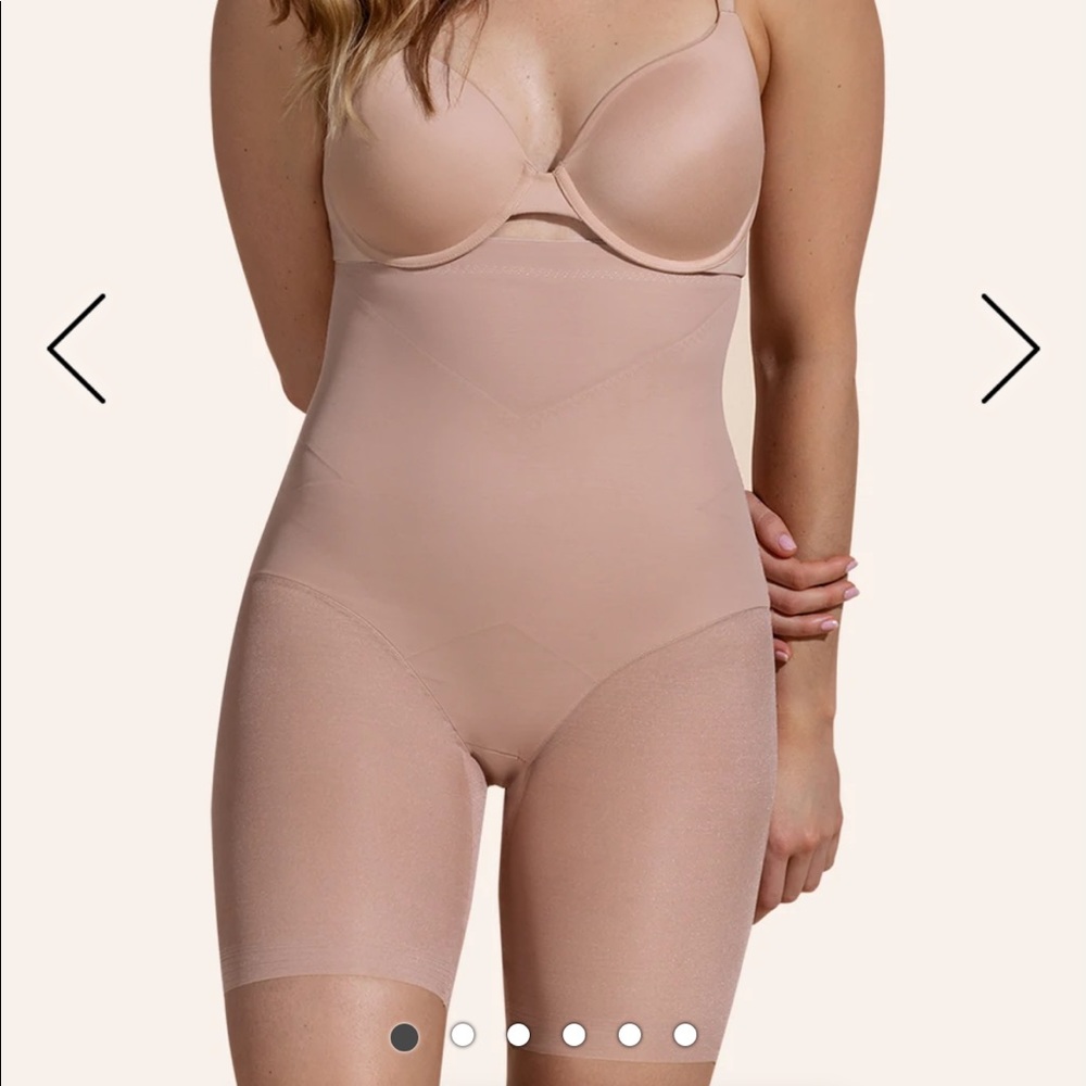 Honey Love Super Power Short